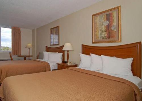 Quality Inn & Suites Near The Theme Parks Orlando Szoba fotó