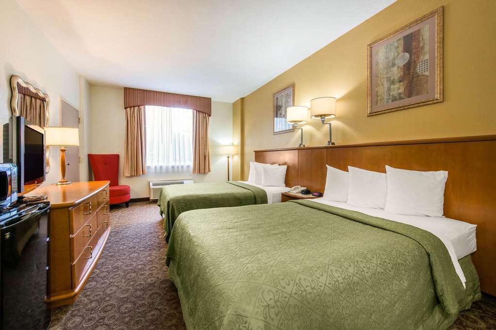 Quality Inn & Suites Near The Theme Parks Orlando Szoba fotó